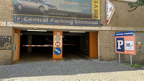 parkovn zdarma olomouc hlavn ndra|Central Parking Olomouc